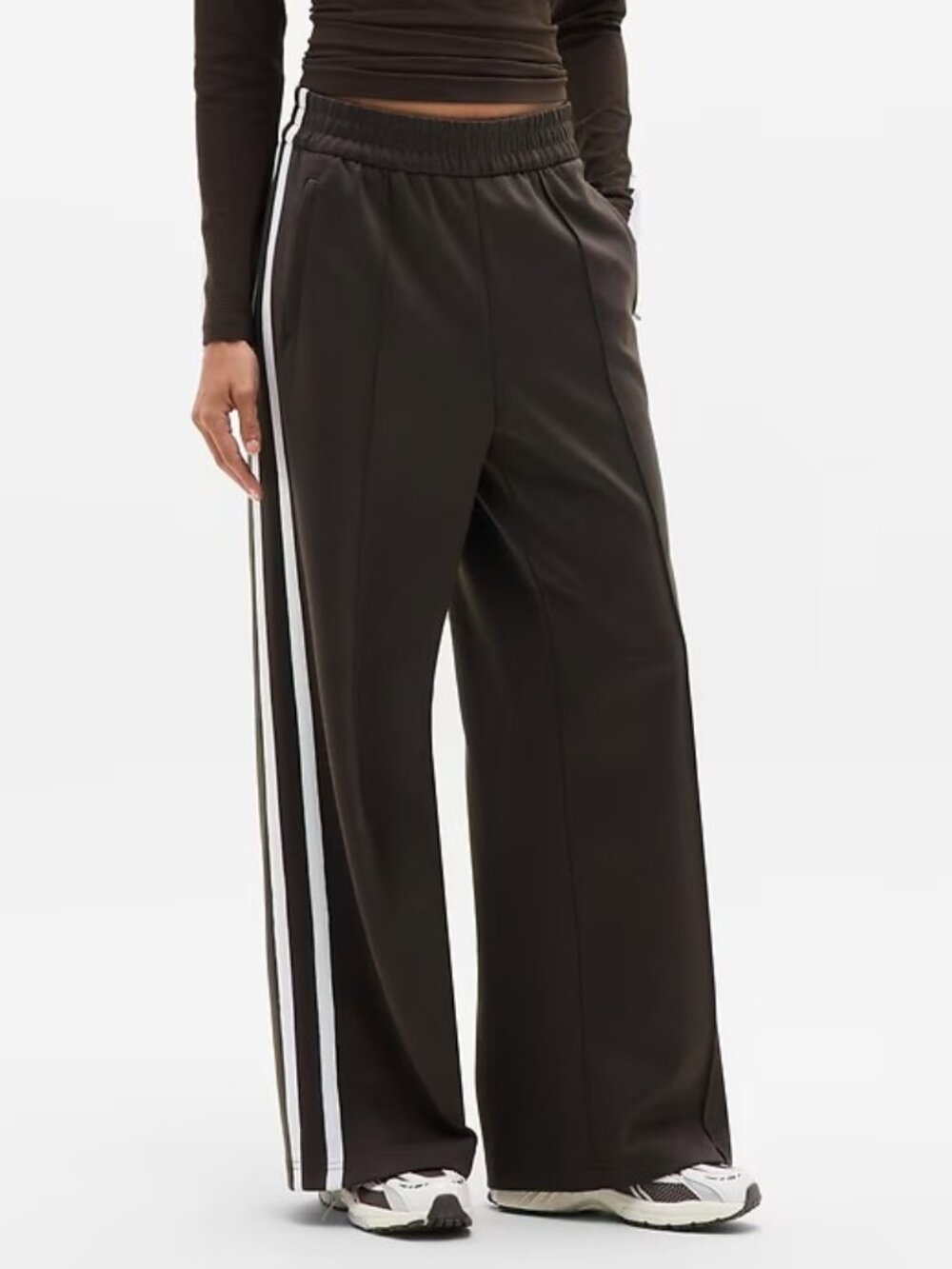 New Athleta M Tempo Wide Leg Track Pant Truffle/White Medium